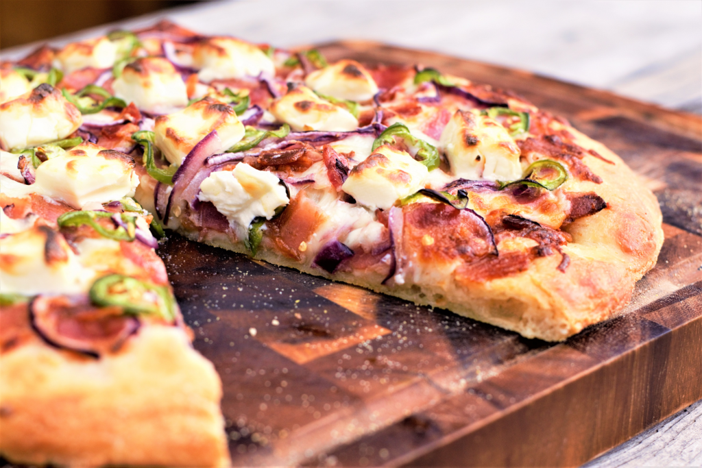 Jalapeño Bacon Cream Cheese Pizza Mountain Cravings