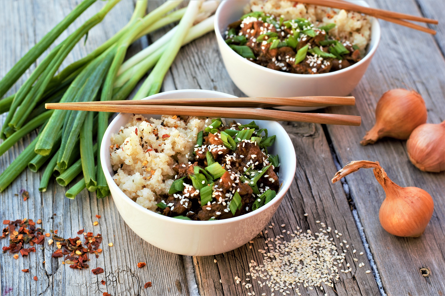Healthy, lightened-up honey sesame chicken made in the slow cooker is naturally sweetened to taste just like your favorite takeout!
