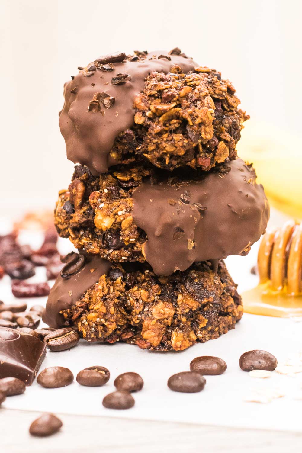 Kickstart mornings with super-caffeinated cookies! These rich cookies are vegan, gluten-free, & naturally sweetened for indulgent-but-healthy quick breakfasts.